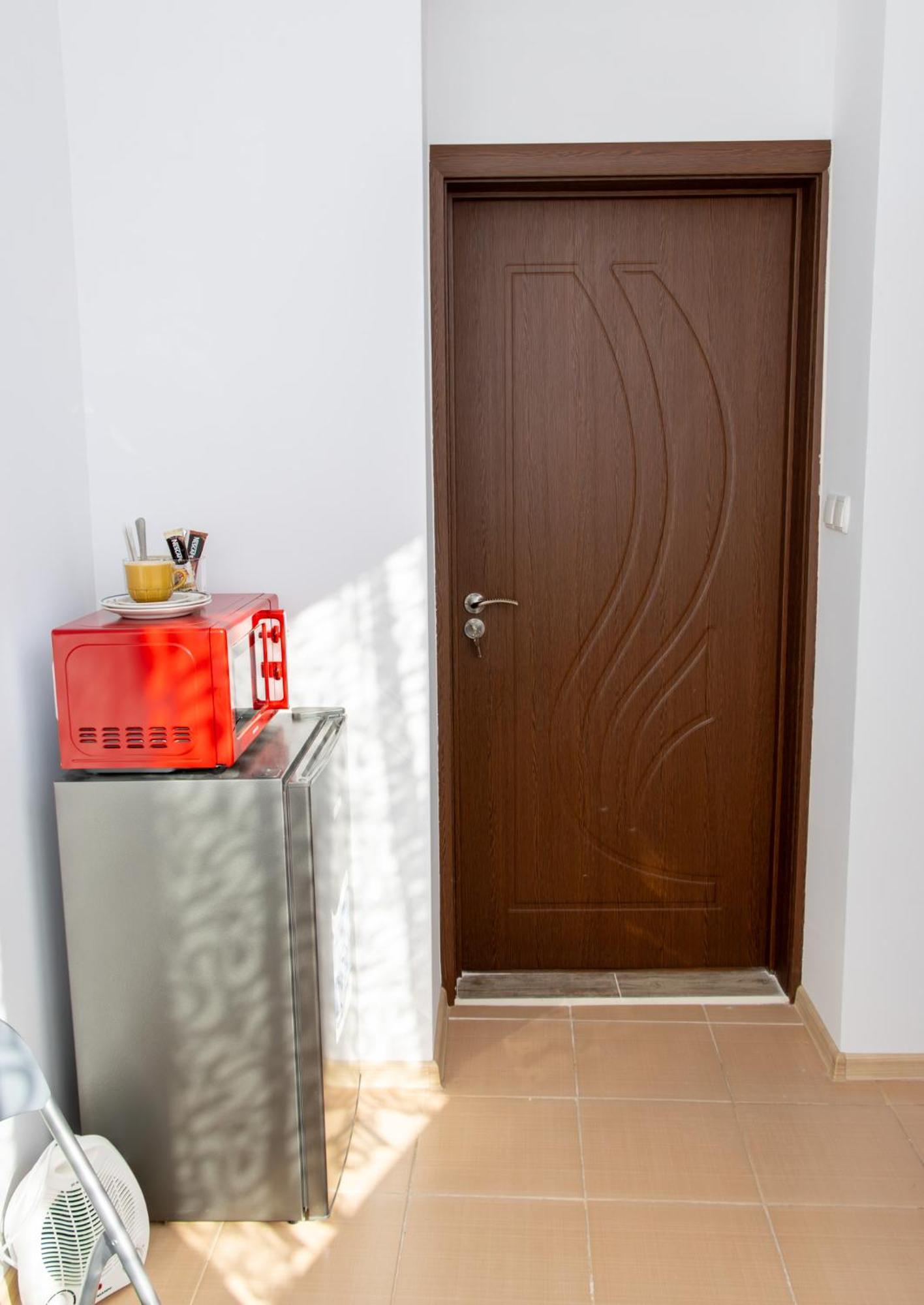 Navial Hotel Габрово Екстериор снимка