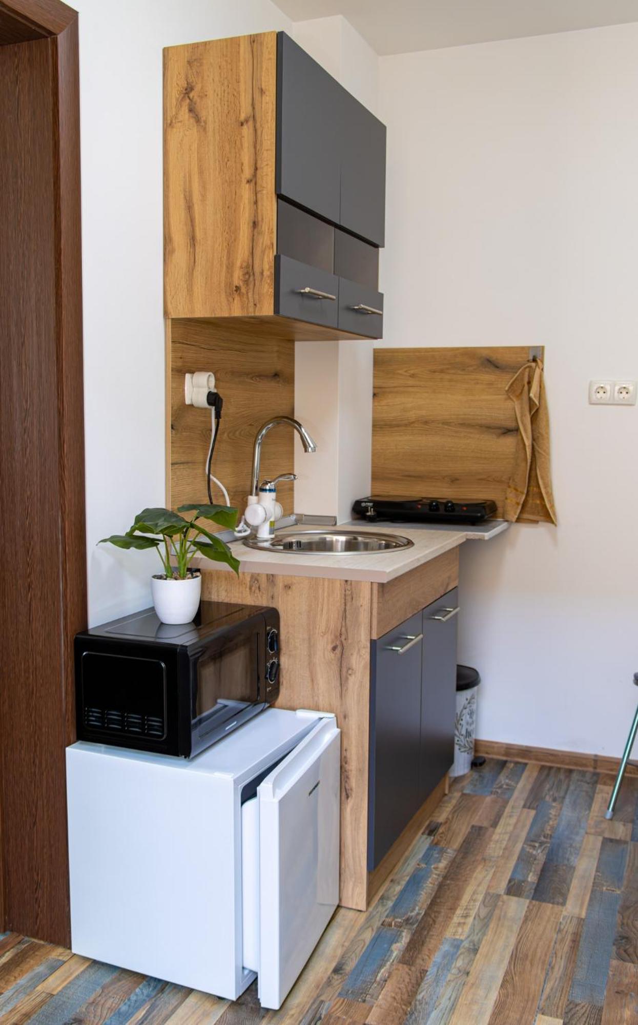Navial Hotel Габрово Екстериор снимка